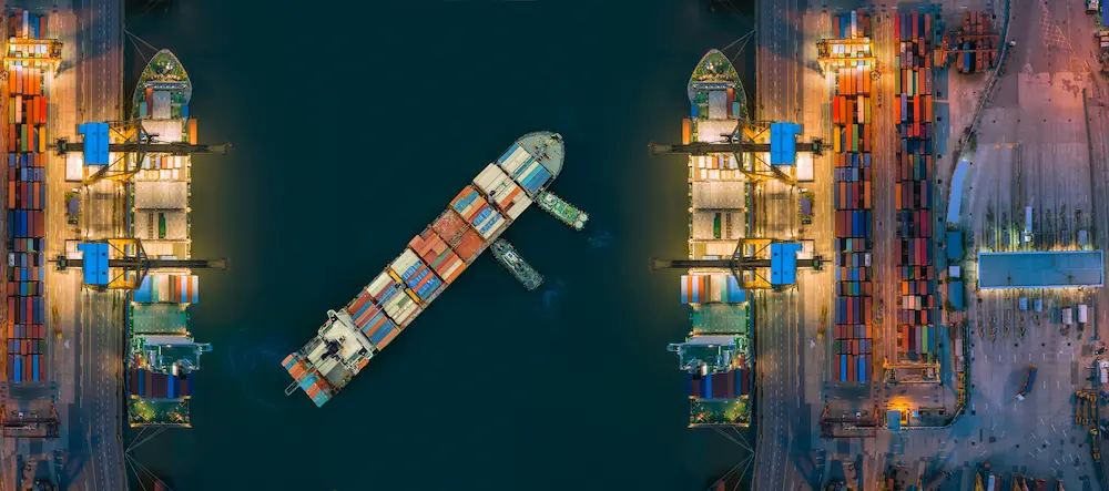 https://www.aquasealrubber.co.uk/wp-content/uploads/2026/10/Rubber-in-marine-1.webp
